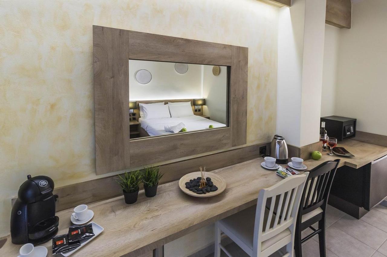 Hotel Odysseas Polychrono Extérieur photo