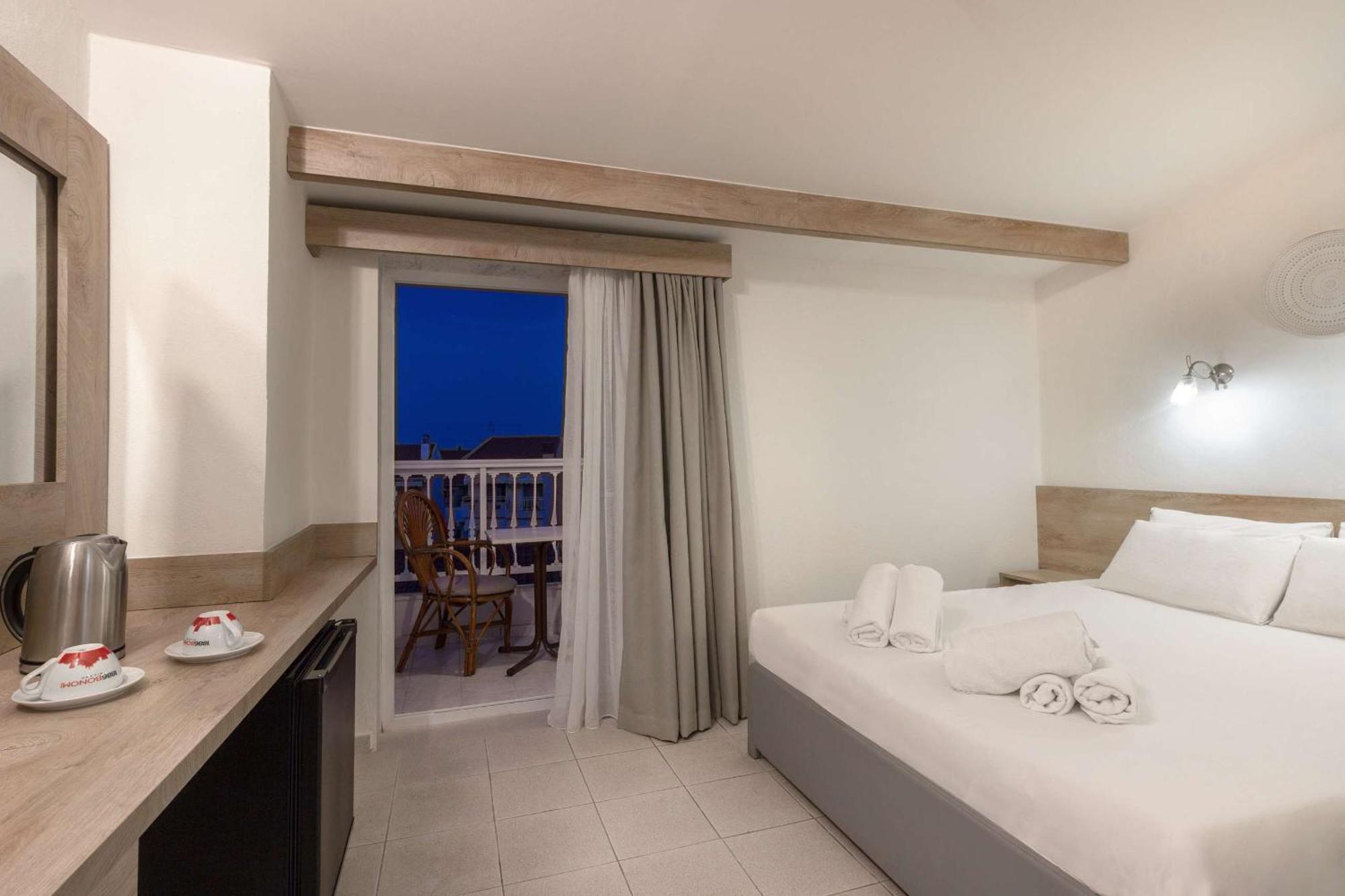 Hotel Odysseas Polychrono Chambre photo